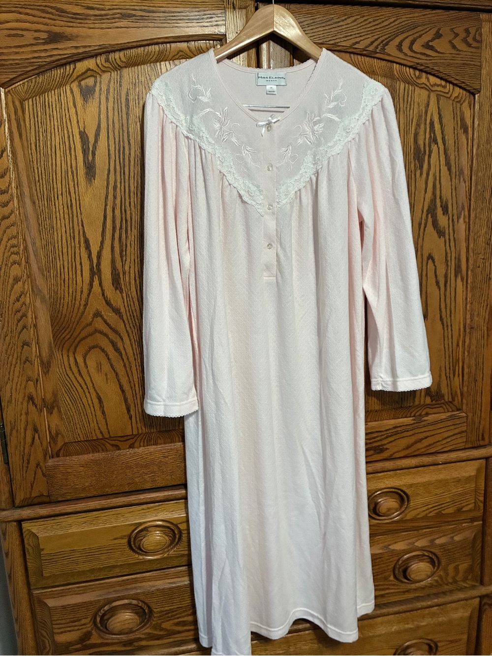 Miss Elaine Women’s 1X Soft Pink Long Sleeve Night Gown